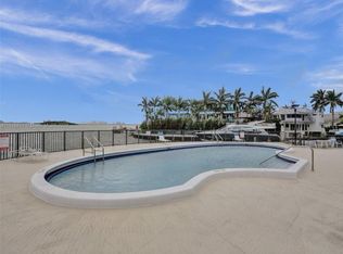 11930 N Bayshore Dr APT 301, North Miami, FL 33181