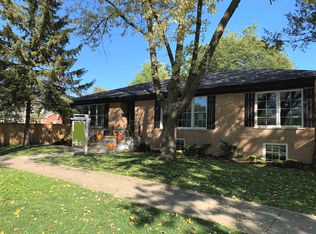 737 S Lincoln Ave, Park Ridge, IL 60068