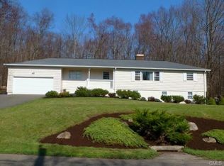 5 Fieldstone Rd, Brookfield, CT 06804