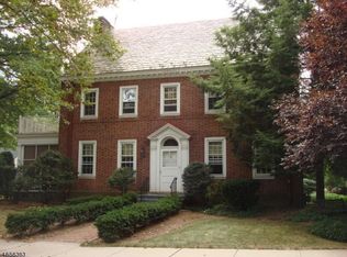 820 Roanoke Ave, Elizabeth, NJ 07208