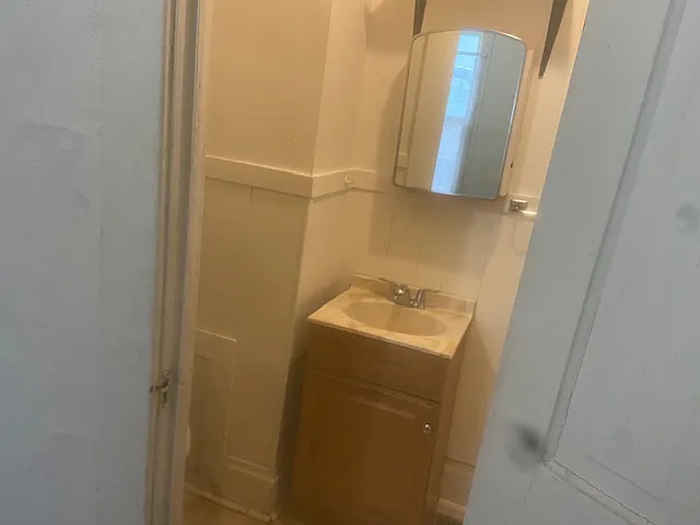 708 State St #A — Photo 12