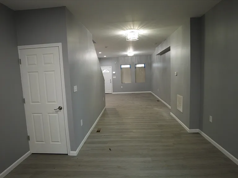 2915 Winchester St — Photo 6