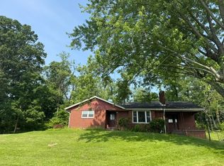 2977 Chautauqua St, Gibsonia, PA 15044
