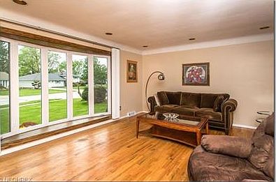 2nd image of 6561 Vallevista Dr