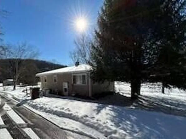 2010 Brushy Fork Rd SE, Sugar Grove, OH 43155