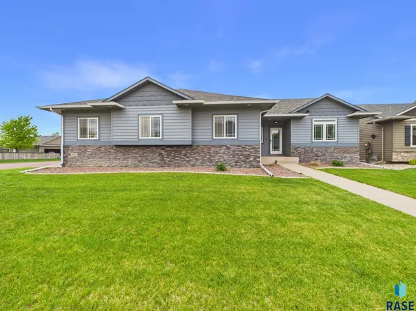 Shadow Cir, Sioux Falls, SD 57108