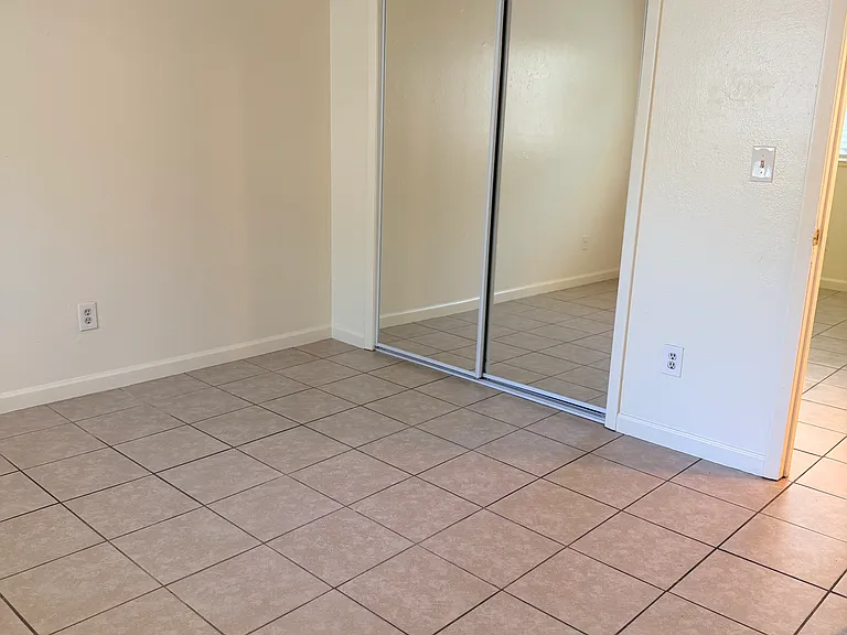 1230 Payne Ct — Photo 9