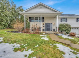 804 School St, Moosic, PA 18507