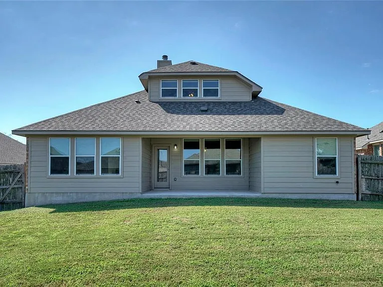 18413 SW Falcon Pointe Blvd — Photo 23