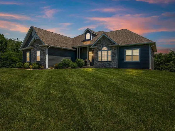 32 Lakewood Ln, Farmington, MO 63640