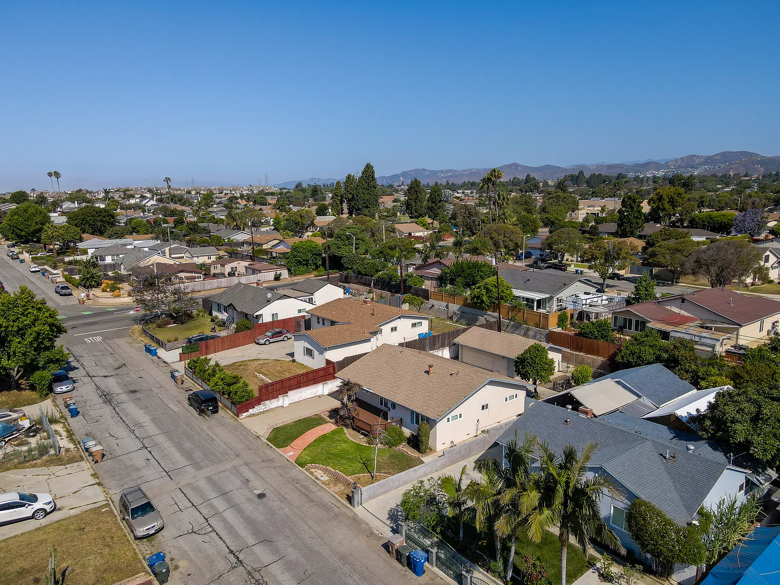 3 bed, 1272 sqft, $4,000 — Photo 3