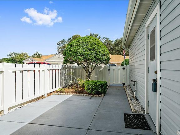 4th image of 12625 Cherrydale Ln