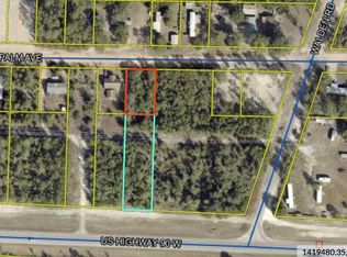 Royal Palm Ave, Defuniak Springs, FL 32433