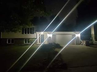 2105 E Tracy Ln, Sioux Falls, SD 57103