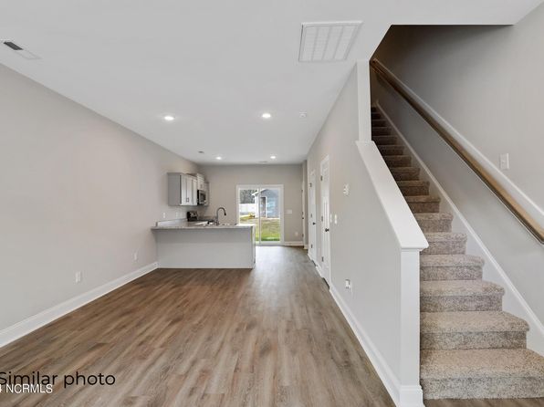 187 Loren Road, Hubert, NC 28539