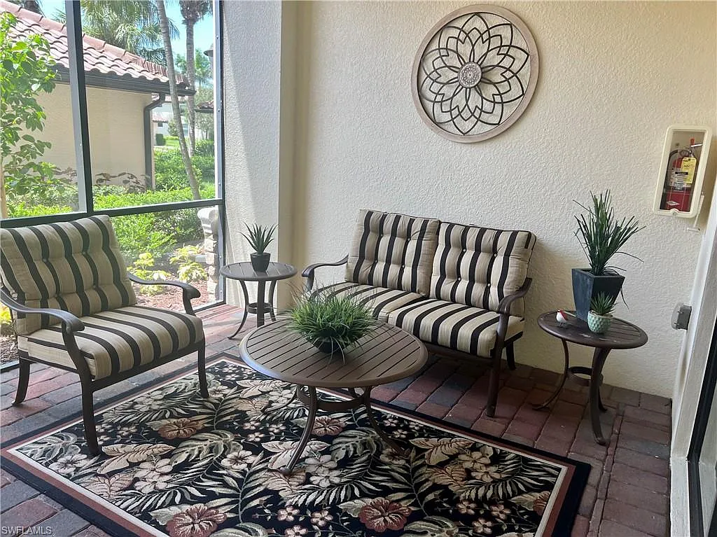 2 bed, 2.0 bath, 1454 sqft, $7,500 — Photo 4