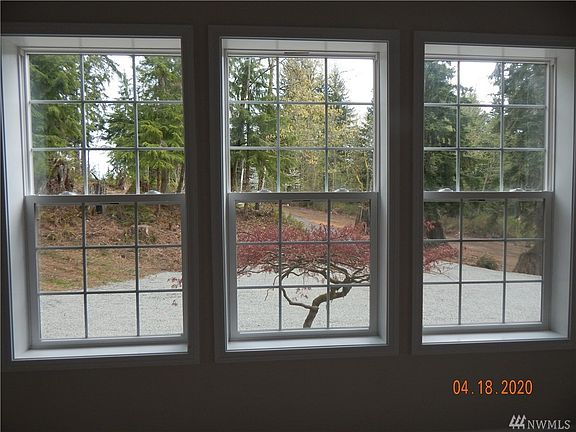 5th image of 10210 149th Ave NE