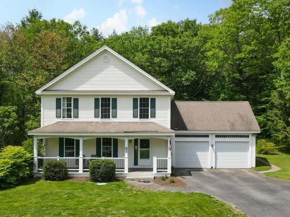 35 Fox Hollow Drive, Weare, NH 03281
