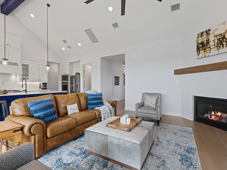 1411 Prescott Dr — Photo 6