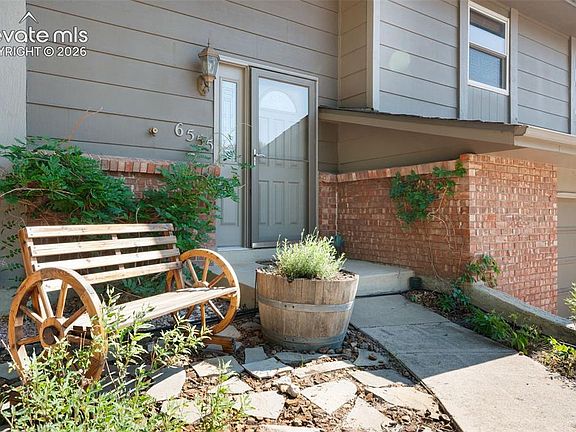 3rd image of 6555 Arequa Ridge Ln