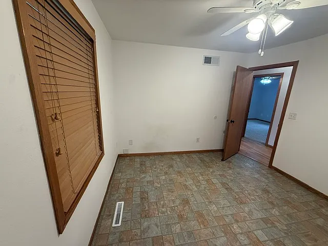 1114 Duck Creek Dr — Photo 13