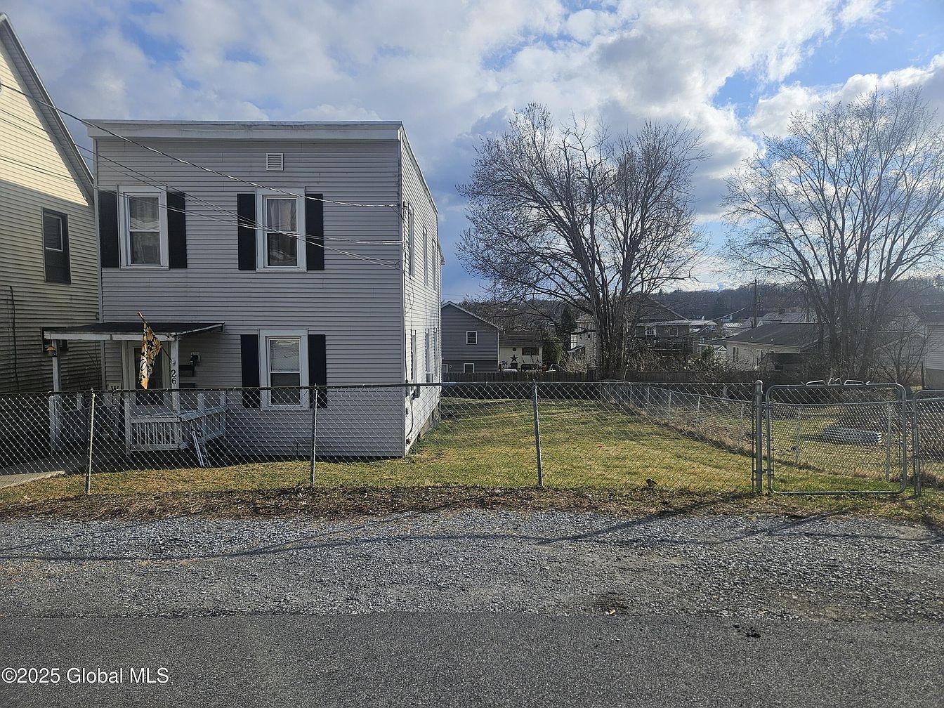 1st image of 26 Walnut Street