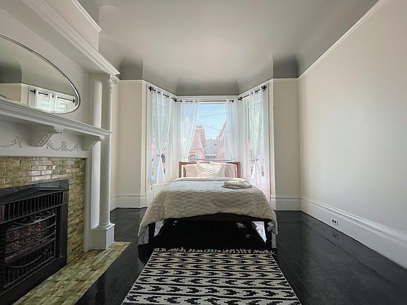 2nd image of 782 Green St #90