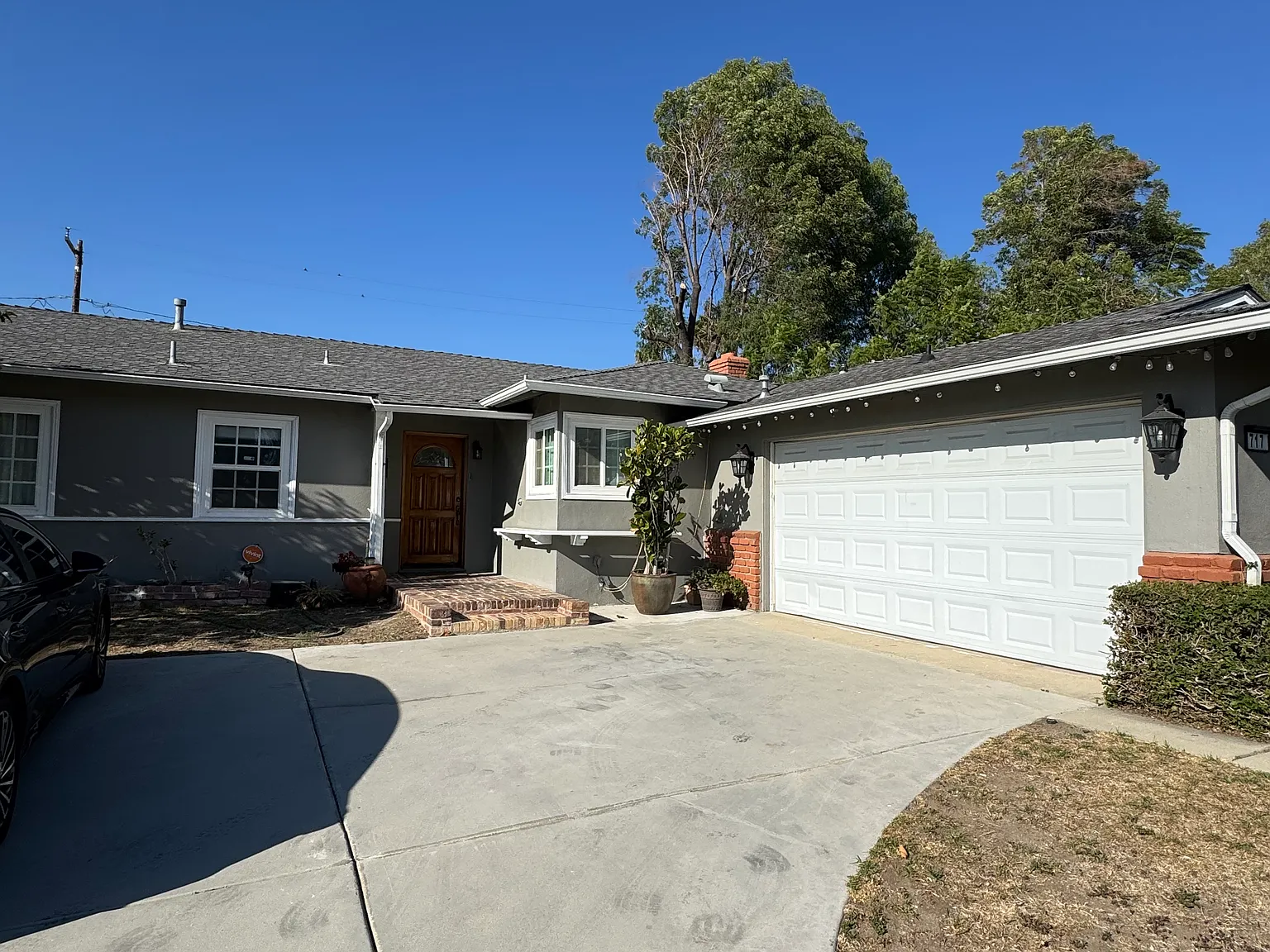 4 bed, 1404 sqft, $4,200 — Photo 2