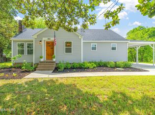 5913 Nature Ln, Knoxville, TN 37912