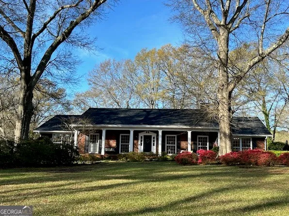 1014 E College St, Griffin, GA 30224