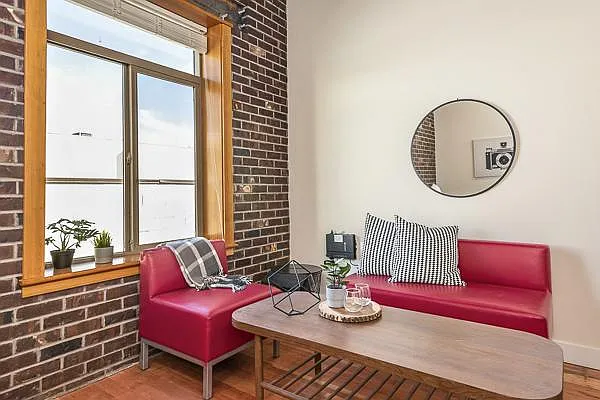 290 Burnett Ave S #207 — Photo 6