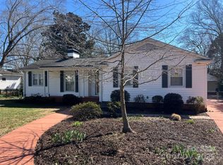 3240 Sunset Dr, Charlotte, NC 28209