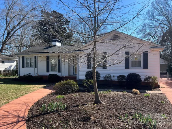 3240 Sunset Dr, Charlotte, NC 28209