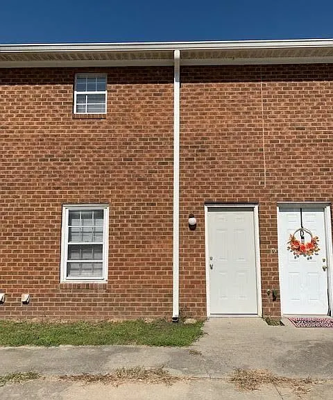 1544 Ashland Dr #C — Photo 1