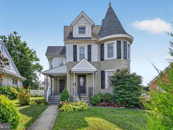 26 S Main St, Telford, PA 18969