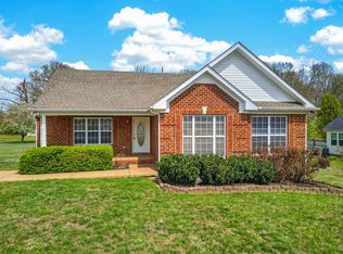 307 Sarah Ln, Portland, TN 37148
