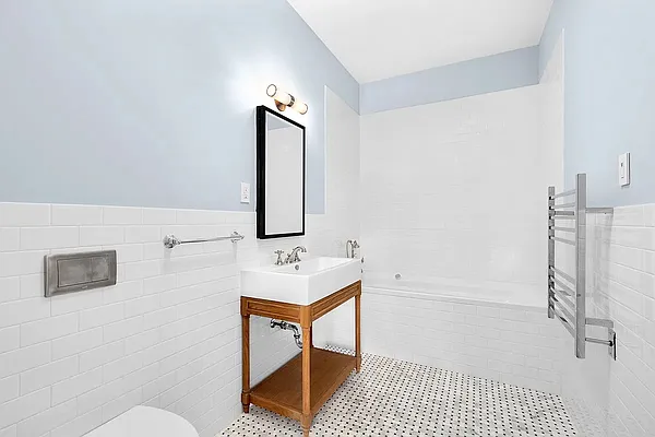 Rented by Corcoran | media 18