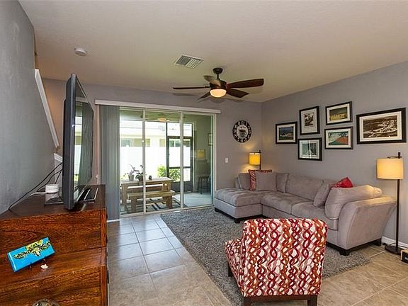 5th image of 10425 Red Carpet Ct