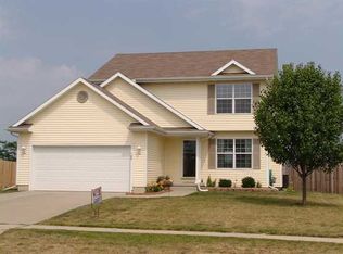 102 Rolling Prairie Dr, Runnells, IA 50237