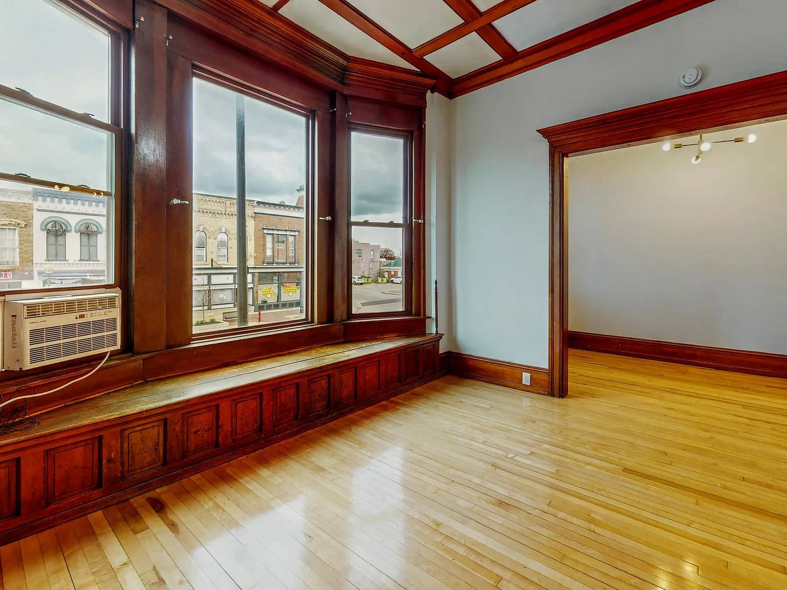 1 bed, 850 sqft, $1,700 — Photo 4