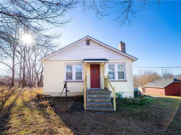 4108 Marlin Ln, Saint Joseph, MO 64503