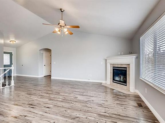 3rd image of 4628 W Seminole Cir