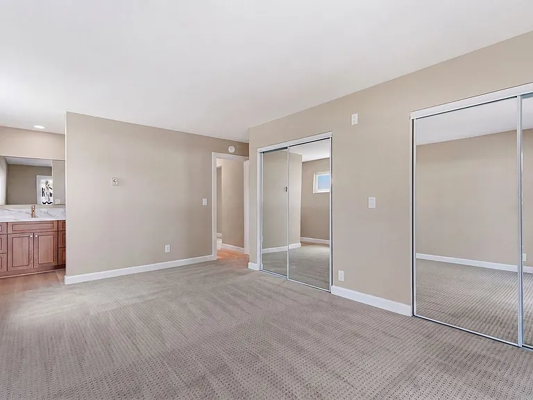 211 Avenida Monterey — Photo 10