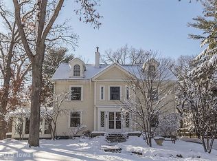 4114 Greenwood Dr, Des Moines, IA 50312