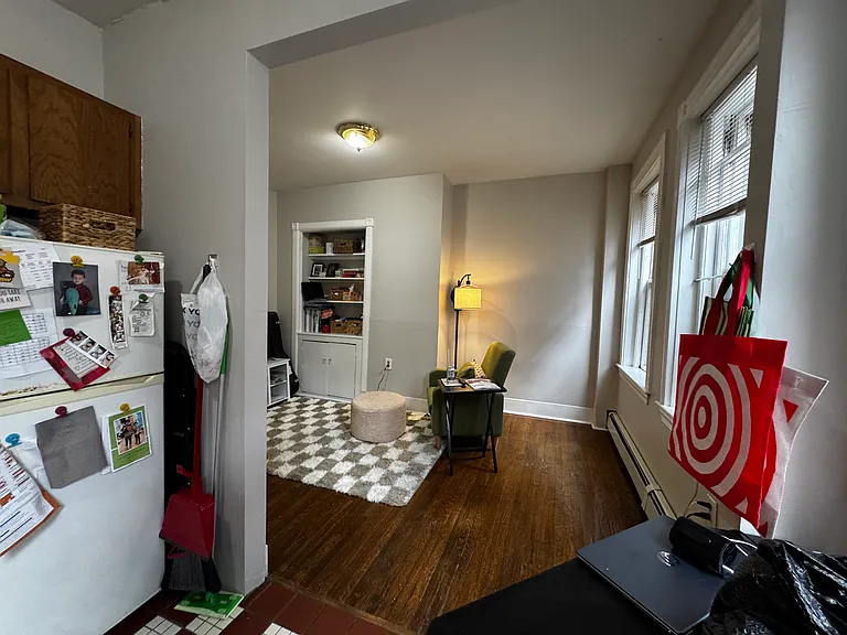 55 Revere St #2R — Photo 7