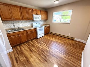 1129 Darby St APT A, Colorado Springs, CO 80907