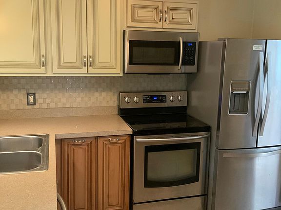 5th image of 1722 Northland Dr