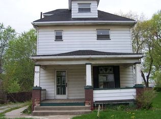 710 Symes St, Masury, OH 44438