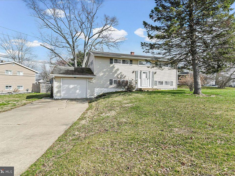 1st image of 4534 Tarry Ln