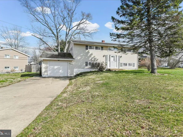 4534 Tarry Ln, Wilmington, DE 19804